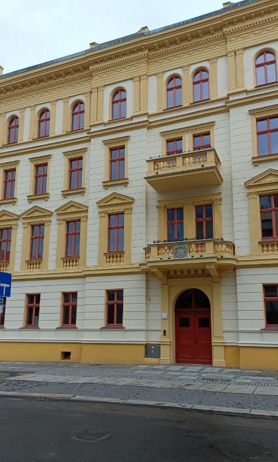 Park Rezydencja Legnica Luaran gambar